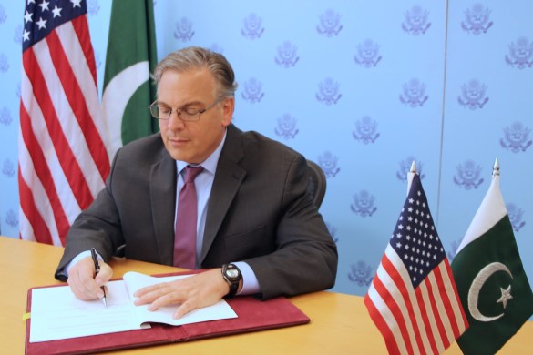 Ambassador Blome today signed the second U.S.-Pakistan bilateral agreement under the #G20 Debt Service Suspension Initiative, providing $132 million in U.S. debt relief to Pakistan.